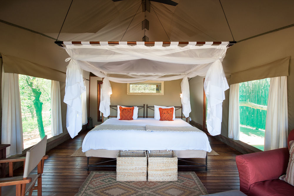 Ongava Tented Camp - All-Inclusive オカウクエジョ エクステリア 写真