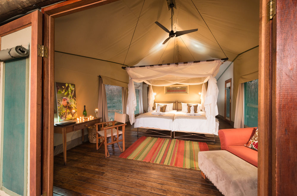 Ongava Tented Camp - All-Inclusive オカウクエジョ エクステリア 写真